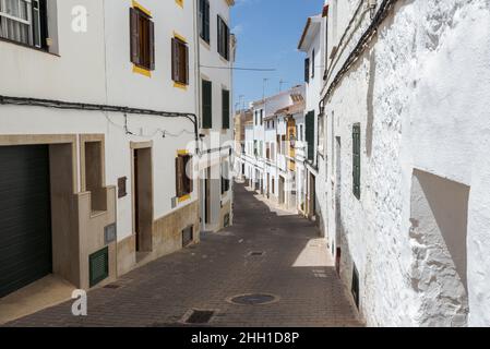 Traditionelle Architektur in Alaior, einer kleinen Stadt auf Menorca, Balearen, Spanien Stockfoto