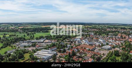 Region und Stadt Aichach von oben Stockfoto