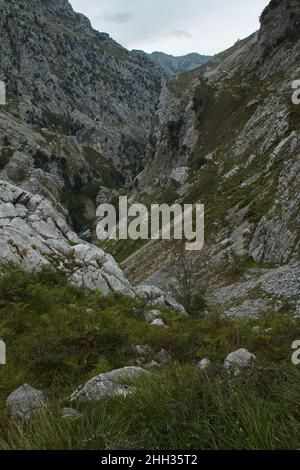 Wanderweg Ruta del Cares von Poncebos nach Cain in Picos de Europa in Asturien, Spanien, Europa Stockfoto