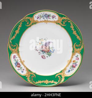 Teller (Assiette à paletten) (1 von 102) (Teil eines Dienstes) 1780 Sèvres Manufaktur Französisch. Platte (Assiette à palmes) (1 von 102) (Teil eines Dienstes). Französisch, Sèvres. 1780. Weiches Porzellan. Keramik-Porzellan Stockfoto