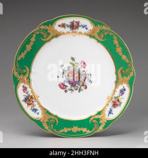 Teller (Assiette à paletten) (1 von 102) (Teil eines Dienstes) 1780 Sèvres Manufaktur Französisch. Platte (Assiette à palmes) (1 von 102) (Teil eines Dienstes). Französisch, Sèvres. 1780. Weiches Porzellan. Keramik-Porzellan Stockfoto