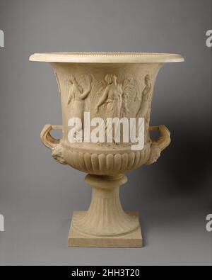 Marmor-Kelch-Krater mit Reliefs von Jungfrauen und tanzenden Mänaden 1st. Jahrhundert n. Chr. Roman die peristylischen Höfe und Gärten der Villen, die den reichen Römern gehörten, waren mit Brunnen, Skulpturen und monumentalen Ornamenten wie dieser Vase gefüllt. Viele dieser dekorativen Arbeiten waren eklektische Kombinationen von Formen und Motiven, die aus dem langen, Reiche Tradition der griechischen Kunst, die etwa fünfhundert Jahre zuvor im sechsten und fünften Jahrhundert v. Chr. hergestellt worden war. Die sechs weiblichen Figuren, die diese Vase umgeben, sind Kopien und Adaptionen berühmter klassischer Reliefs. Auf der einen Seite zwei Monate Stockfoto