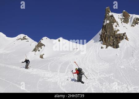 Frankreich, Haute-Savoie (74) Chamonix-Tal, Skigebiet Brevent Flegere, Aiguilles Rouges-Gebirge, abseits der Piste Stockfoto