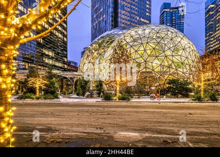 Amazon Spheres auf dem Campus der Amazon-Zentrale in Seattle, Washington, USA Stockfoto