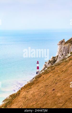 Beachy Head Lighthouse and Chalk Cliffs, Eastbourne, Großbritannien Stockfoto