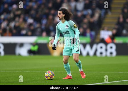 LEICESTER, GROSSBRITANNIEN. JAN 23rd Marc Cucurella von Brighton und Hove Albion während des Premier League-Spiels zwischen Leicester City und Brighton und Hove Albion am Sonntag, den 23rd. Januar 2022 im King Power Stadium, Leicester. (Kredit: Jon Hobley | MI News) Kredit: MI Nachrichten & Sport /Alamy Live News Stockfoto