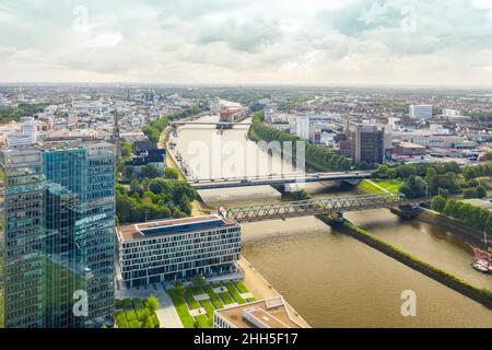 Deutschland, Bremen, Luftaufnahme des Weserkanals Stockfoto