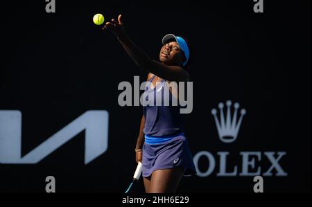 Angella Okutoy aus Kenia in Aktion während der ersten Juniorrunde bei den Australian Open 2022, WTA Grand Slam Tennisturnier am 23. Januar 2022 im Melbourne Park in Melbourne, Australien - Foto: Rob Prange/DPPI/LiveMedia Stockfoto