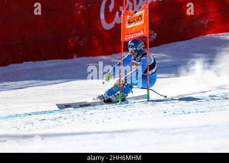 Olympia Slope, Cortina d&#39;Ampezzo, Italien, 23. Januar 2022, Elena Curtoni (ITA) während des FIS Ski World Cup 2022 - Super Giant Damen - alpines Skirennen Stockfoto