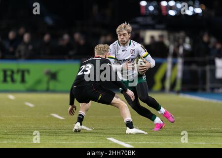 LONDON, GROSSBRITANNIEN. JAN 23rd Ollie Hassell-Collins von London Irish im Einsatz beim European Rugby Challenge Cup Spiel zwischen Saracens und London Irish am Sonntag, 23rd. Januar 2022, im Allianz Park in London. (Kredit: Juan Gasparini | MI Nachrichten) Kredit: MI Nachrichten & Sport /Alamy Live Nachrichten Stockfoto