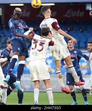 Neapel, Kampanien, Italien. 23rd Januar 2022. Während des italienischen Serie A Fußballmatches SSC Napoli gegen FC Salernitana am 23. Januar 2022 im Diego Armando Maradona Stadium in Neapel.in Bild: Victor Osimhen (Bildquelle: © Fabio Sasso/ZUMA Press Wire) Stockfoto