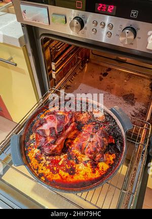 Frisch gegrillter Knöchel aus dem Ofen Stockfoto