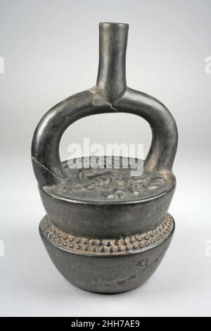 Rührauslauf Flasche mit gestapelten Behältern 2nd–6th Century Moche. Rührauslauf Flasche mit gestapelten Behältern 308520 Stockfoto