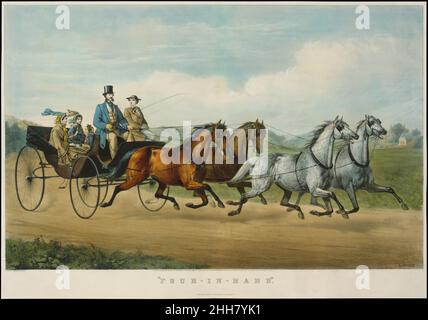 'Four-in-Hand' 1861 Currier & Ives Amerikaner zwei Männer fahren einen offenen Wagen, der von zwei hellen und zwei dunklen Pferden gezogen wird, wobei drei Frauen als Passagiere reiten.die New Yorker Firma Currier & Ives ist aus einem Druckgeschäft entstanden, das 1813 von Nathaniel Currier (1888–1835) gegründet wurde. Die Expansion führte 1857 zu einer Partnerschaft mit dem Schwager James Merritt Ives (1824–1895). Das Unternehmen arbeitete bis 1907 und lithographierte über 4.000 Themen für den Vertrieb in Amerika und Europa. Bis zum Jahr 1880s wurden die Bilder in Schwarzweiß und dann in Handfarben gedruckt. „Four-in-Hand“. 1861. Handkolorierte Lithographie. Currie Stockfoto