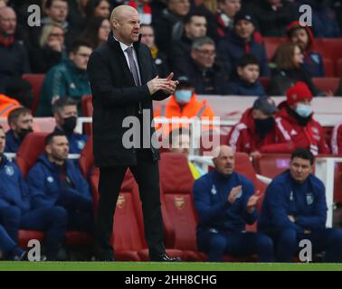 LONDON, ENGLAND - 23. JANUAR: Burnley-Manager Sean Dyche beim Premier League-Spiel zwischen Arsenal und Burnley im Emirates Stadium am 23. Januar 2022 in London, Großbritannien. (Foto nach MB-Medien) Stockfoto