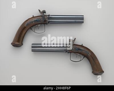 Paar Percussion Pistols mit vier Schleuderzahlen von Henry Pelham Fiennes Pelham-Clinton, 4th Duke of Newcastle-under-Lyne (1785–1851), mit einem Paar Box-Lock Turn-Off Pocket Pistols, Case, Und Zubehör 1831 James Purdey the Elder die jüngsten Archivforschungen haben ergeben, dass dieses aufwendige Set eines der teuersten Pistolenensembles ist, das James Purdey jemals für £101 10s im Jahr 1831 gemacht hat. Purdey hat in seiner Karriere nur zehn Pistolen mit vier Scharen hergestellt, und dieses Paar ist das einzige überlebende Set mit Pocket Pistolen. Es ist auch bemerkenswert für seinen außergewöhnlichen Erhaltungszustand. Die Kombination von Vivid Stockfoto