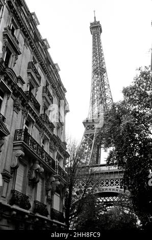 Eiffelturm Champ de Mars Stockfoto