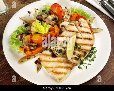 Nilbarsch aus dem Viktoriasee Stockfoto