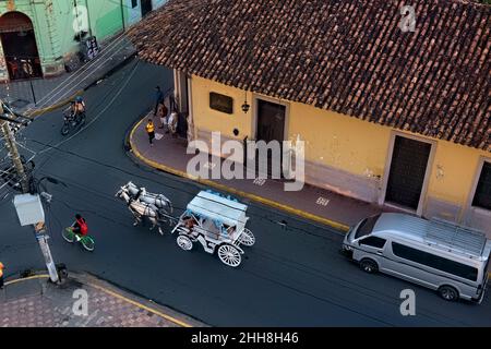 Kutschenfahrt im kolonialen Granada, Nicaragua Stockfoto