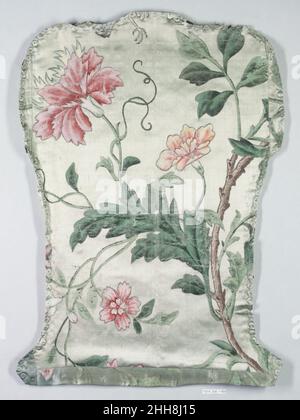 Polsterpaneele für einen Seitenstuhl ca. 1763–64 Deutsch, Würzburg die hier abgebildeten Sofas und Stühle (siehe 1974.356.114–.121) entstanden für den Franckenstein-Pavillon im Garten von Schloss Seehof bei Bamberg, einer der drei Sommerresidenzen Süddeutschlands, die Adam Friedrich von Seinsheim, Fürstbischof von Würzberg und Bamberg, nutzte. Als echter Gartenliebhaber wurden unter von Seinsheim die Gärten von Seehof verschönert, die den noch erhaltenen Rokoko-Gärten von Seinsheim in Veitshöchheim ähnelten. Auch seine Liebe zu Gärten und Gartenbildern trug sich Stockfoto