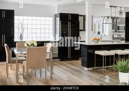 Wohn- Innenraum - Küche Stockfoto