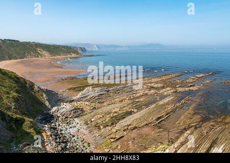Luftaufnahme des Strandes von Sopelana bei Bilbao (Baskenland, Spanien) Stockfoto