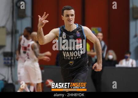 Cremona, Italien. 23rd Januar 2022. Andrea Pecchia (Vanoli Cremona) während Vanoli Basket Cremona vs Umana Reyer Venezia, Italienische Basketball A Serie Championship in Cremona, Italien, Januar 23 2022 Kredit: Unabhängige Fotoagentur/Alamy Live Nachrichten Stockfoto