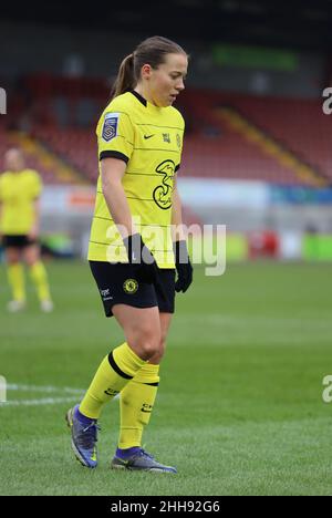 Crawley, Großbritannien. 23rd Januar 2022. Broadfield Stadium, Crawley, Großbritannien, Fran Kirby (14, CHE) während eines WSL-Spiels am 23. Januar 2022 zwischen Brighton & Hove Albion W.F.C und Chelsea Women im Broadfield Stadium, Crawley, Großbritannien Bettina Weissensteiner/SPP Quelle: SPP Sport Pressefoto. /Alamy Live News Stockfoto