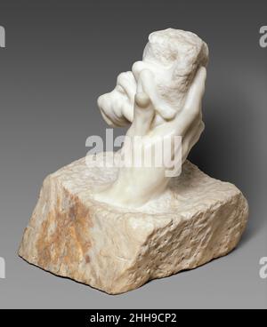 Die Hand Gottes modellierte ca. 1896–1902, geschnitzt ca. 1907 Auguste Rodin der Franzose Rodin präsentiert die in Gottes Hand gesteckte inchoate Figur von Adam und Eva. Die Komposition ist eine Hommage an seinen verehrten Meister Michelangelo, den Renaissance-Künstler, dessen unvollendete Figuren aus rauem Stein den Prozess der künstlerischen Schöpfung symbolisieren. In diesem Werk setzt Rodin mutig die generative Hand Gottes mit der genialen Hand des Bildhauers gleich. Als der Sammler B. Gerald Cantor 1945 die Hand Gottes bei der Met sah, initiierte er eine so genannte „magische Besessenheit“. Cantors Unterstützung Stockfoto