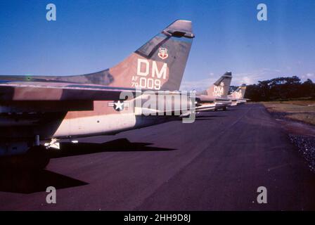 354 Tactical Fighter Squadron A-7 D Corsir II fligtline Howard AFB. Stockfoto