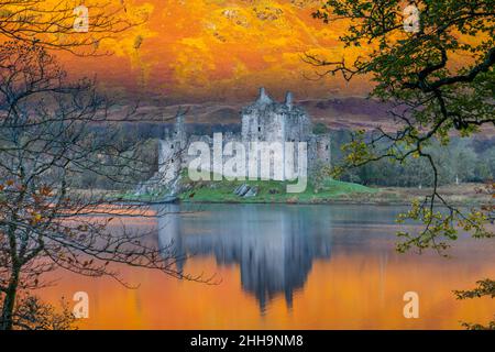 KILCHURN CASTLE (1450-1600) LOCH AWE DALMALLY SCHOTTLAND VEREINIGTES KÖNIGREICH Stockfoto