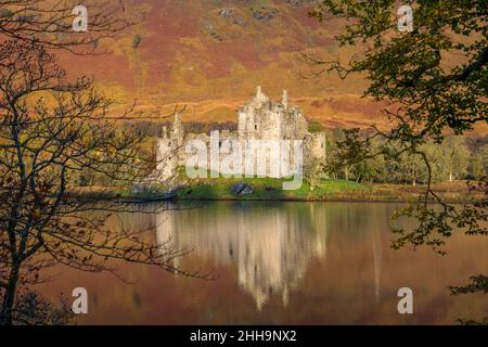 KILCHURN CASTLE (1450-1600) LOCH AWE DALMALLY SCHOTTLAND VEREINIGTES KÖNIGREICH Stockfoto