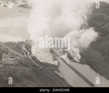 Rauchmelder am 13. Januar 1928 - Panamakanalzone - Pedro Miguel Schleusen Stockfoto