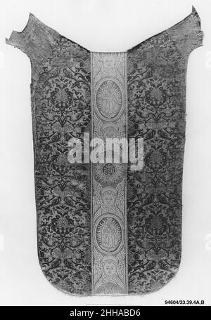 Rückseite eines Chasuble 15th–16th Jahrhundert Italienisch, möglicherweise Florenz. Rücken eines Chasuble. Italienisch, möglicherweise Florenz. 15th–16th Jahrhundert. Leinen und Seide. Textilien – Woven Stockfoto