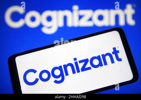 Ukraine. 23rd Januar 2022. In dieser Abbildung ist ein Logo der Cognizant Technology Solutions Corporation auf einem Smartphone und einem Computerbildschirm zu sehen. (Bild: © Pavlo Gonchar/SOPA Images via ZUMA Press Wire) Stockfoto