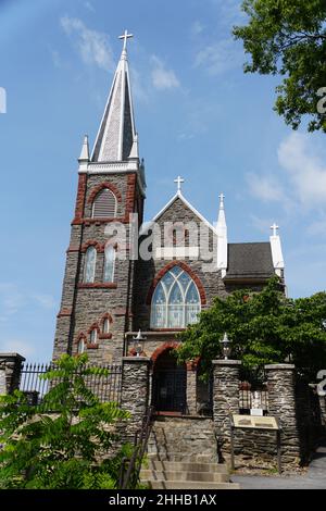 Harpers Ferry, West Virginia, USA - 21. August 2021 - Blick auf die römisch-katholische Kirche St. Peter Stockfoto