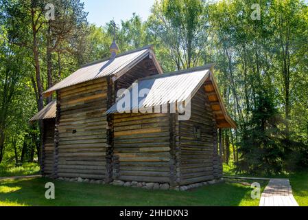 Dreifaltigkeitskirche im Dorf Vitoslavlitsy in der Nähe von Welikij Nowgorod Groß, Russland. Stockfoto