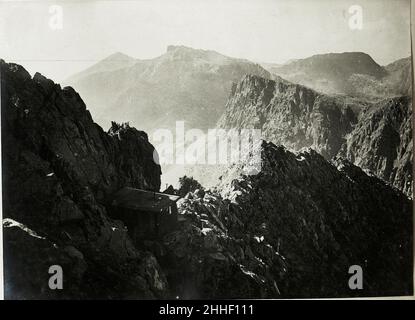 Standpunkt Formenon, Baracke im Hintergrund Cima di Cupola und Formion. Stockfoto