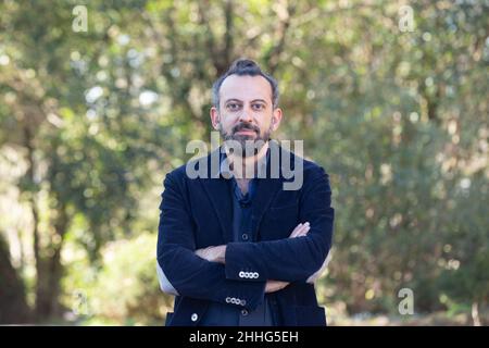 Die italienische Regisseurin Simone Aleandri nimmt an der Fotoaufnahme des Films „La notte più lunga dell'anno“ in der Casa del Cinema in Rom Teil (Foto von Matteo Nardone / Pacific Press) Stockfoto