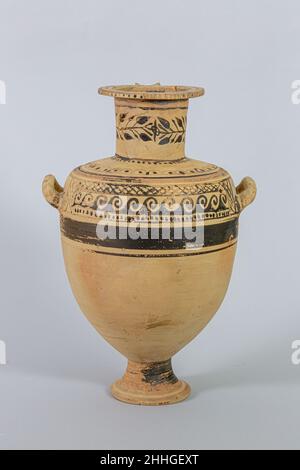 Terracotta Hadra hydria (Wasserbehälter) ca. 219 v. Chr. Griechisch, Ägypten, Alexandria-Hadra. Terracotta Hadra hydria (Wasserbehälter). Griechisch, Ägypten, Alexandria-Hadra. Ca. 219 V. CHR. Terrakotta, Farbe. Hellenistisch. Vasen Stockfoto