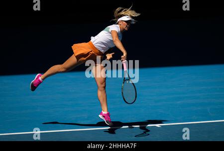 Melbourne, Australien. 24th Januar 2022. Australien, 24. Januar 2022, Marta Kostyuk aus der Ukraine in Aktion während der dritten Doppelrunde bei den Australian Open 2022, WTA Grand Slam Tennisturnier am 24. Januar 2022 im Melbourne Park in Melbourne, Australien - Foto: Rob Prange/DPPI/LiveMedia Kredit: Unabhängige Fotoagentur/Alamy Live News Stockfoto