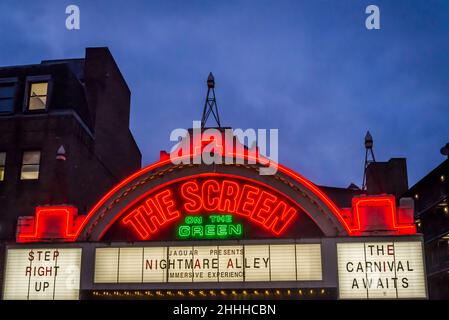 Leinwand im Green-Kino in der Upper Street, Islington, London, England, Großbritannien Stockfoto