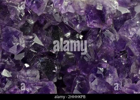 amethyst aus Uruguay für den Hintergrund Stockfoto