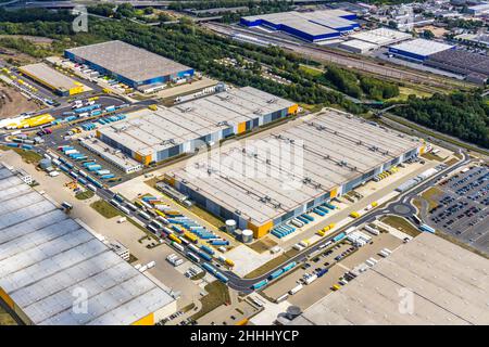 Luftaufnahme, Amazon DTM 2 Logistik, Amazon Online-Handel, Logistikzentrum in Dortmund, auf dem Gelände der Westfalenhütte, Dortmund, Nordrhein-Wes Stockfoto