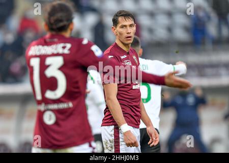 Turin, Italien. 23rd Januar 2022. Sasa Lukic (10) von Turin gesehen während der Serie Ein Spiel zwischen Turin und Sassuolo im Stadio Olimpico in Turin. (Foto: Gonzales Photo/Alamy Live News Stockfoto