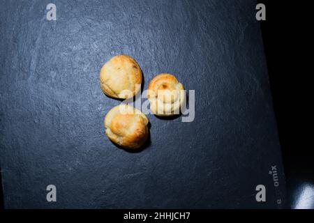eclair french Gebäck Biskuitkuchen Stockfoto