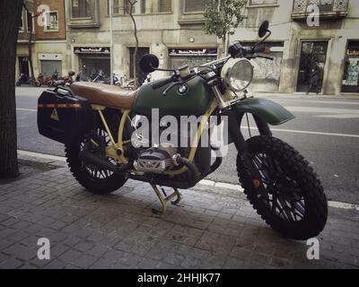 Alte BMW R45 Motorrad geändert Cafe Racer Stil Stockfoto