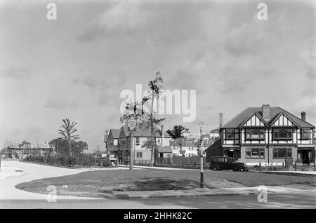 Eastcote Park Anwesen und öffentliches Haus werden in Hillingdon um 1936 gebaut Stockfoto