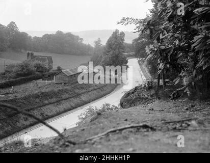 Der Dorking By-Pass (A24) kurz vor seiner Eröffnung am 1934. Juni Stockfoto