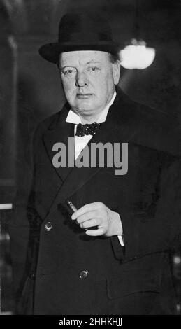 Winston Churchill, eine Zigarre in der Hand.Mai 1933. Stockfoto